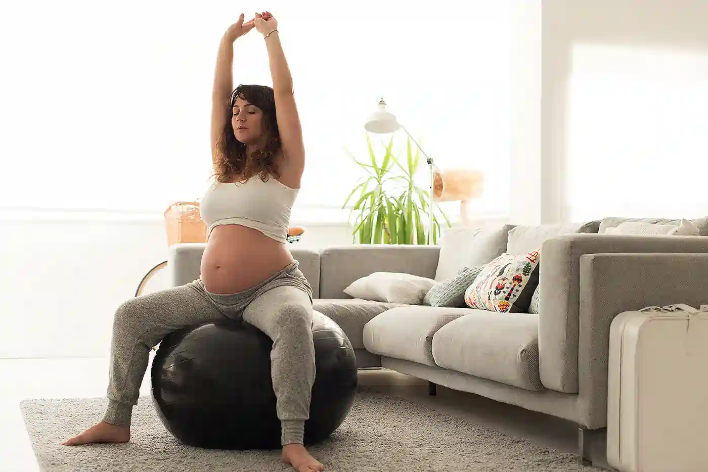 How to Support Your Core Safely During Pregnancy Midhurst